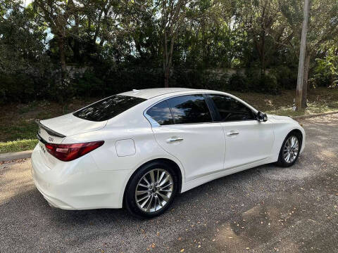 2021 Infiniti Q50 Luxe