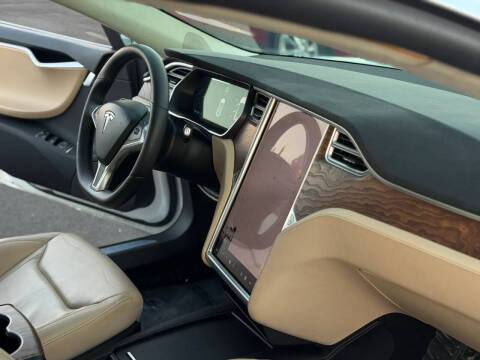 2016 Tesla Model S