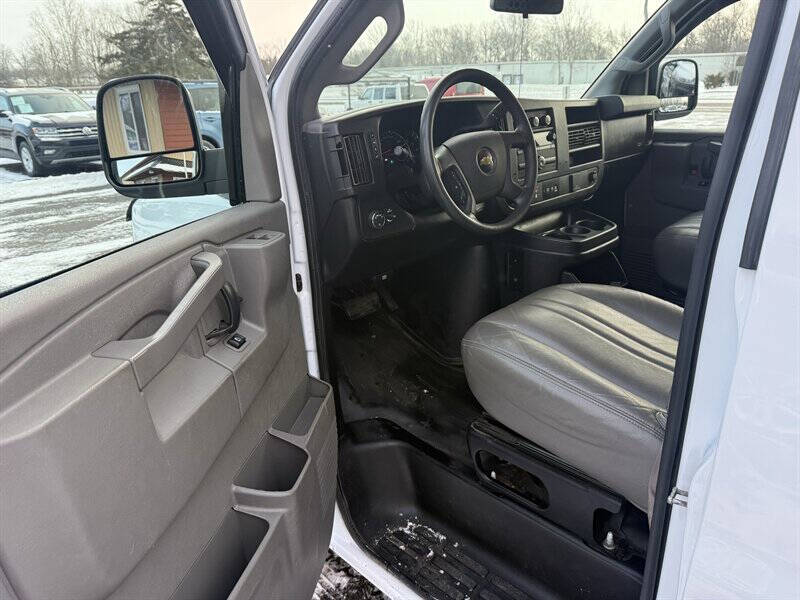 2021 Chevrolet Express 2500
