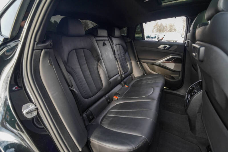 2021 BMW X6 xDrive40i