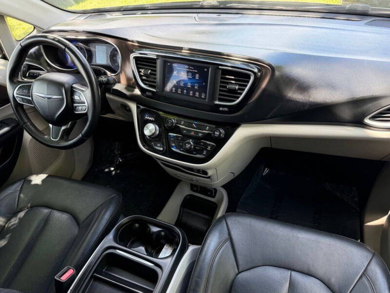 2018 Chrysler Pacifica Touring L