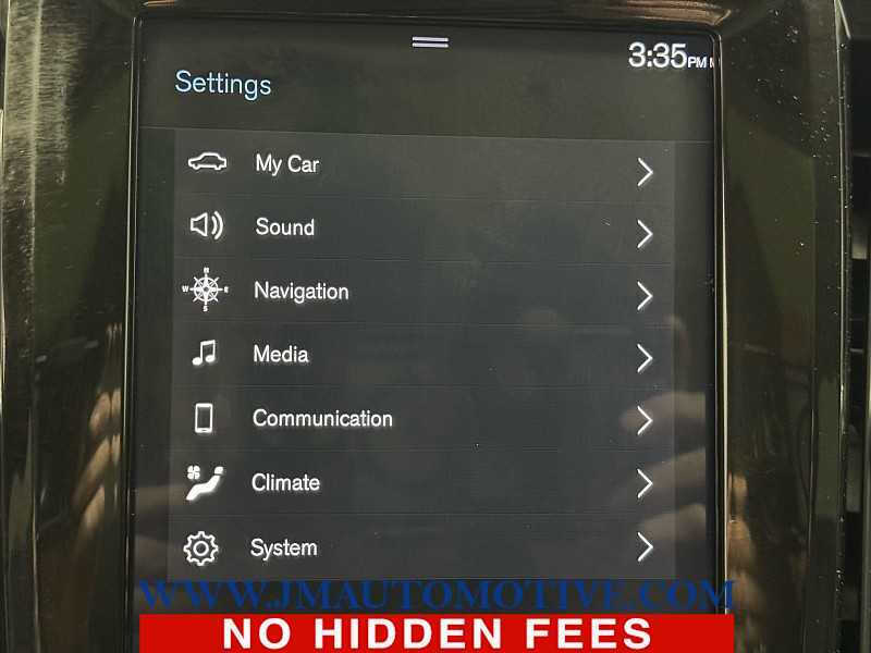 2019 Volvo V90 Cross Country T5