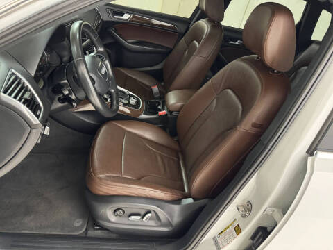 2017 Audi Q5 2.0T quattro Premium Plus