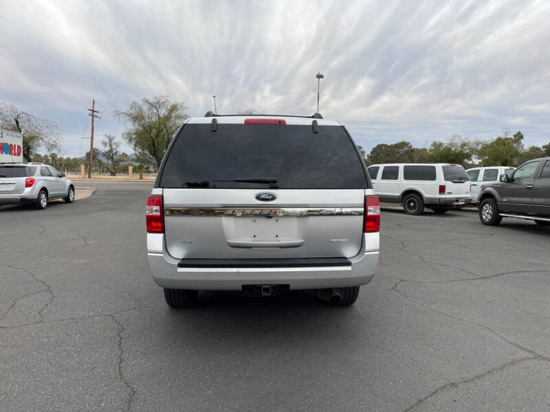 2017 Ford Expedition EL XLT