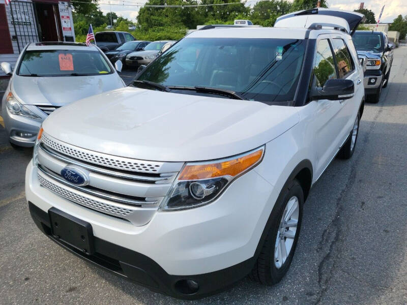 2013 Ford Explorer for sale at Howe's Auto Sales in Lowell MA