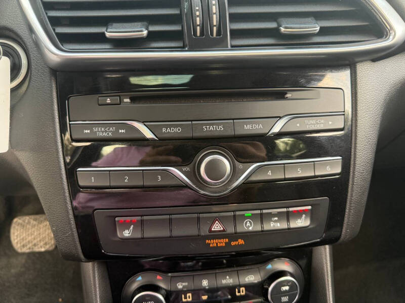 2018 Infiniti QX30 Premium