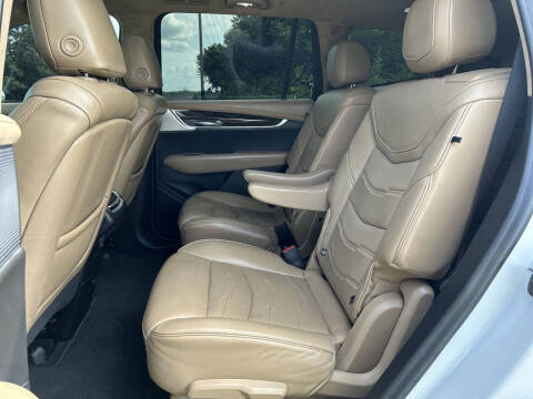 2022 Cadillac XT6 Premium Luxury