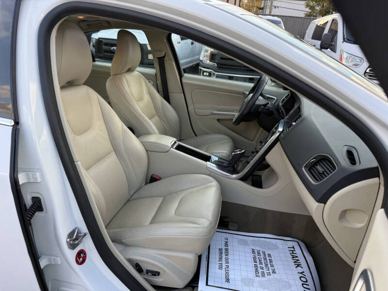 2014 Volvo S60 T5 Premier