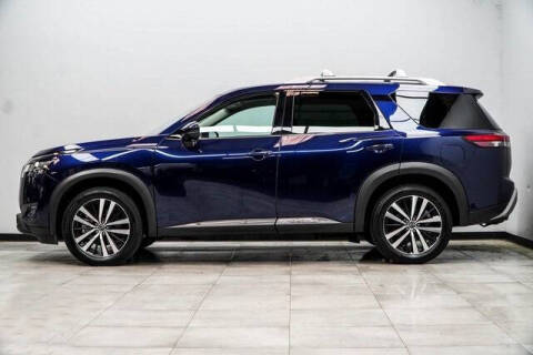 2023 Nissan Pathfinder Platinum
