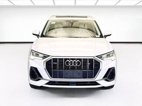 2022 Audi Q3 quattro S line Prem Plus 45 TFSI