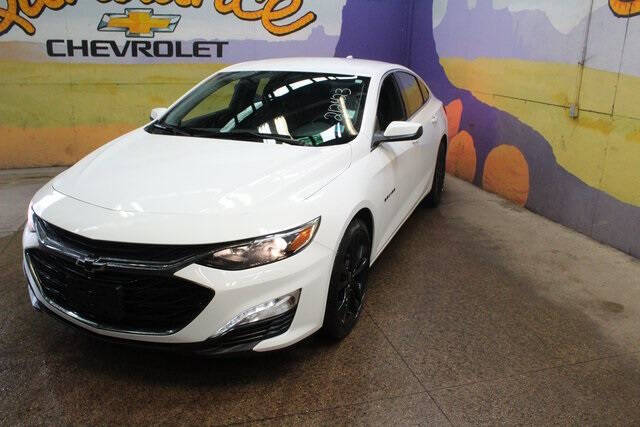 Used 2022 Chevrolet Malibu LT with VIN 1G1ZD5ST5NF212423 for sale in Grand Ledge, MI
