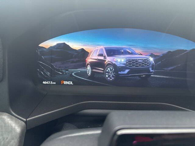 2025 Ford Explorer Platinum