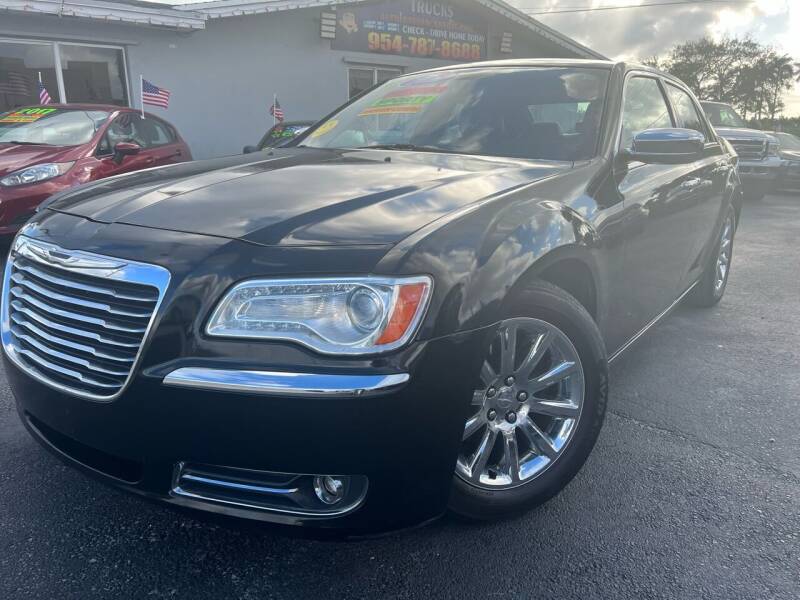 2011 Chrysler 300 for sale at Auto Loans and Credit in Hollywood FL