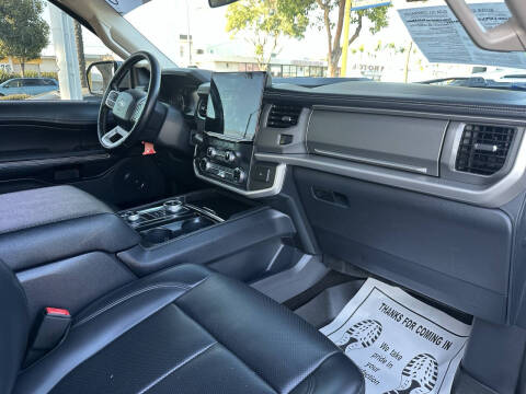 2022 Ford Expedition MAX XLT