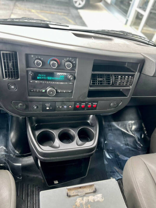 2015 Chevrolet Express 2500