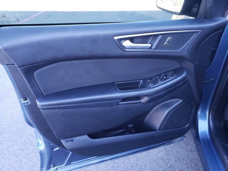 2018 Ford Edge SE