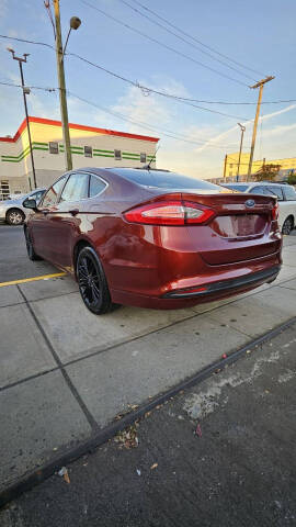 2014 Ford Fusion SE