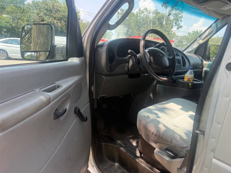 2006 Ford E-Series E-350 SD