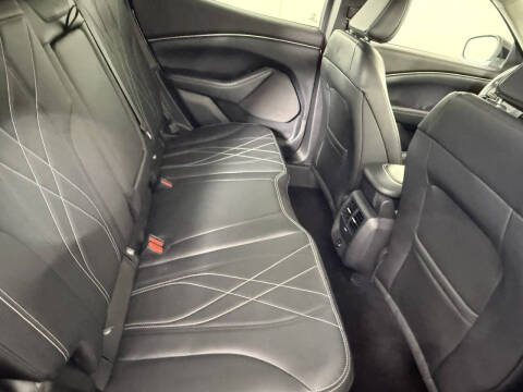 2022 Ford Mustang Mach-E California Route 1