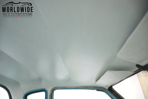 1957 Studebaker Silver Hawk