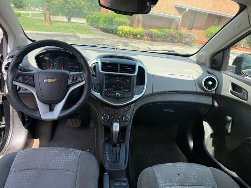 2020 Chevrolet Sonic LT