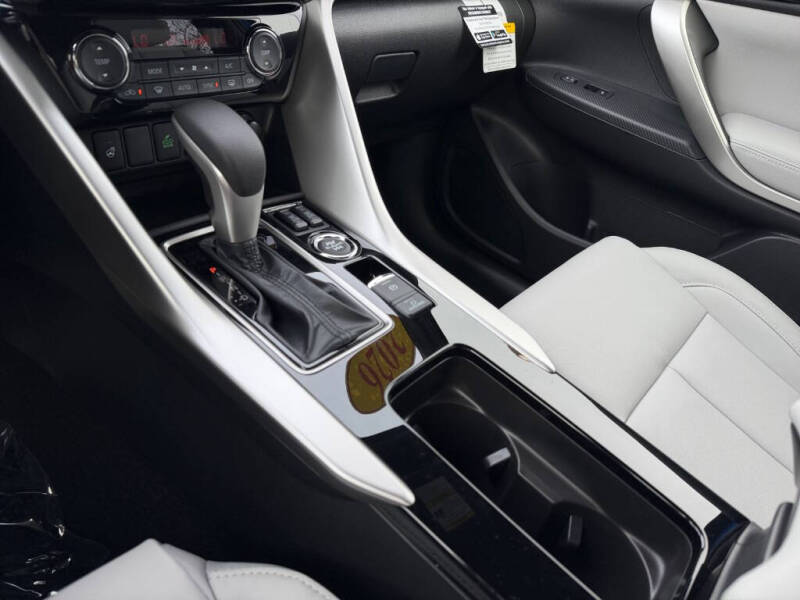 2026 Mitsubishi Eclipse Cross SEL