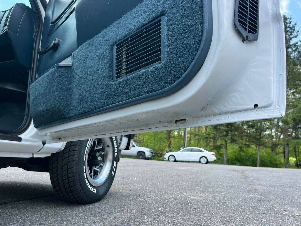 1993 Chevrolet S-10 32