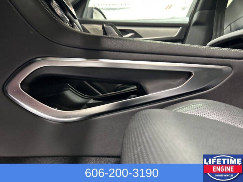 2024 Jaguar F-PACE P250 R-Dynamic S