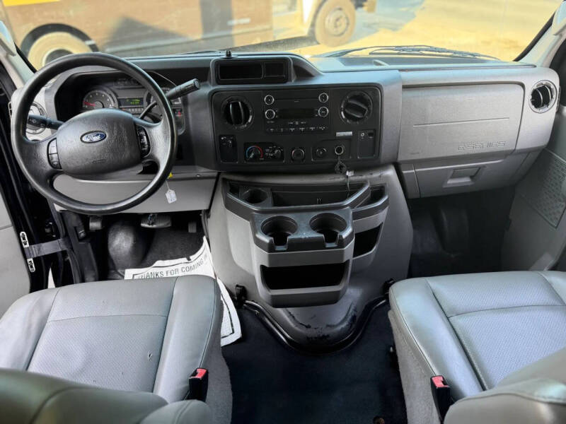 2014 Ford E-Series E-150