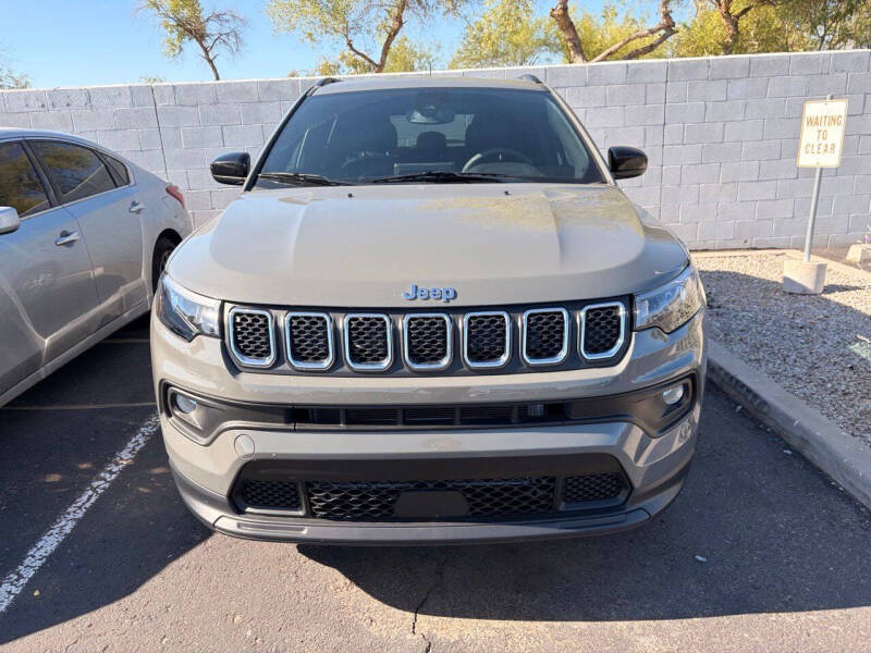 2023 Jeep Compass Latitude Lux