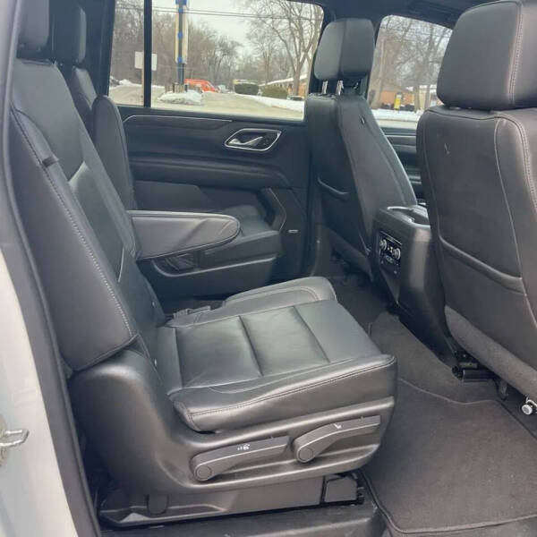 2021 Chevrolet Suburban LT