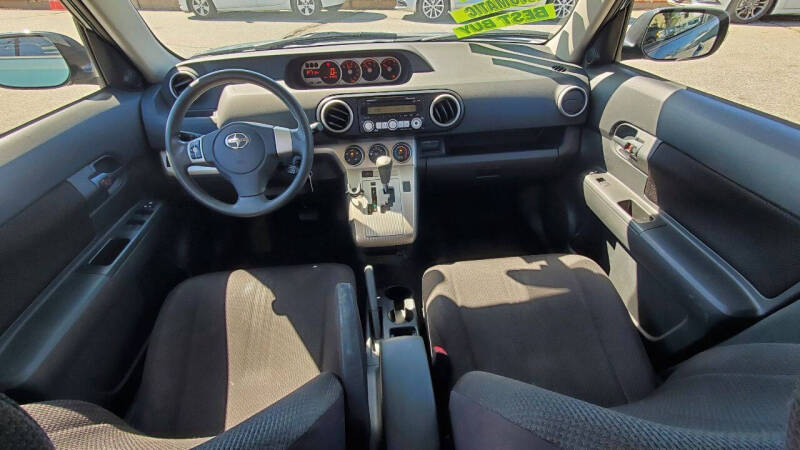 2009 Scion xB