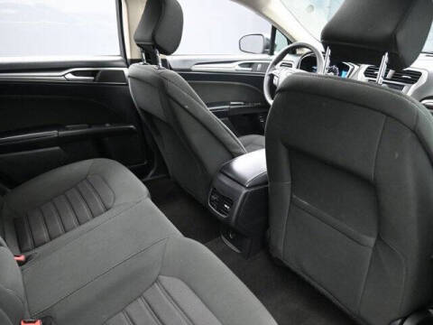 2020 Ford Fusion Hybrid SE