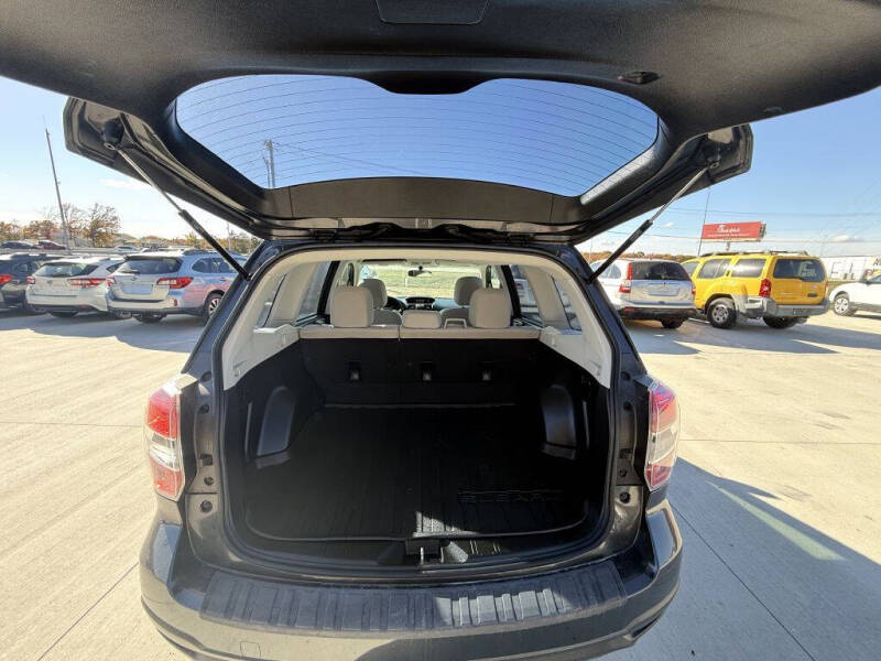 2015 Subaru Forester 2.5i