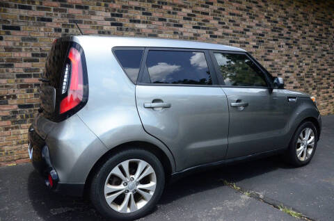2016 Kia Soul +