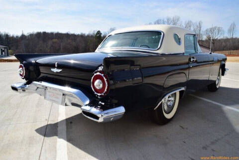 1957 Ford Thunderbird