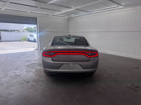 2016 Dodge Charger SXT