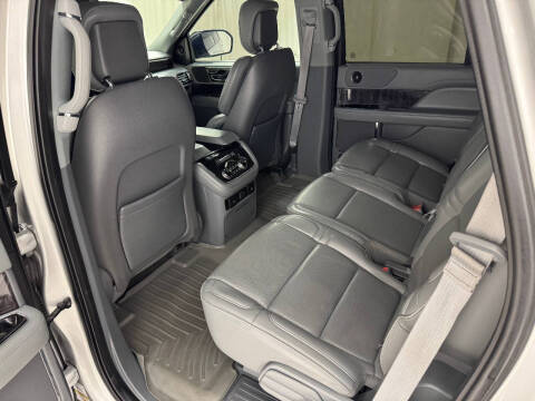 2019 Lincoln Navigator Select