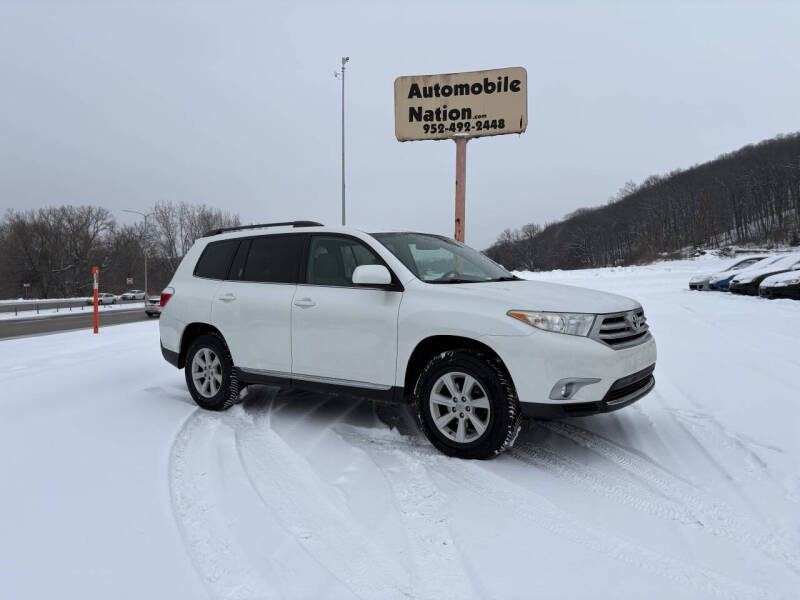 2013 Toyota Highlander Base's photo
