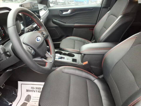 2023 Ford Escape ST-Line