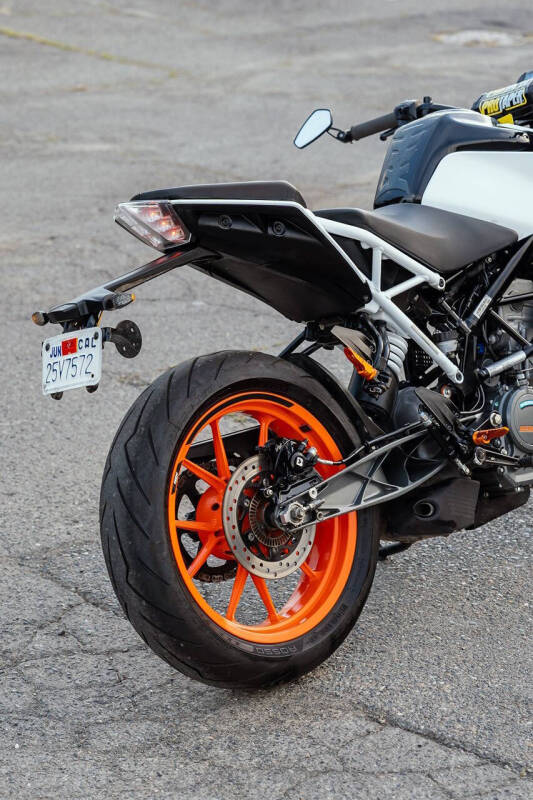 2021 KTM 200 Duke