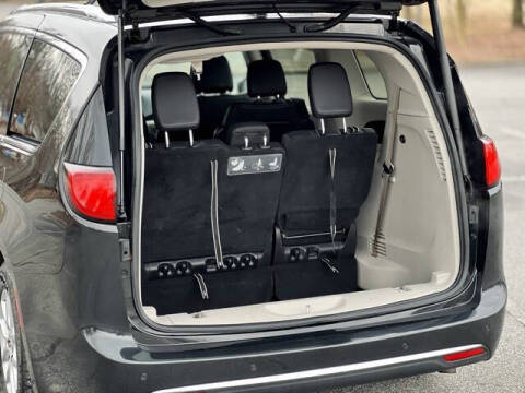 2020 Chrysler Pacifica Touring L