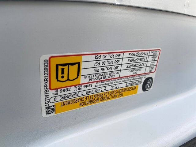 2024 GMC Savana 2500