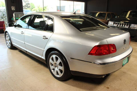 2004 Volkswagen Phaeton V8