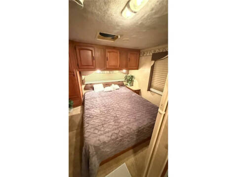 2006 Ford E-Series E-450 SD