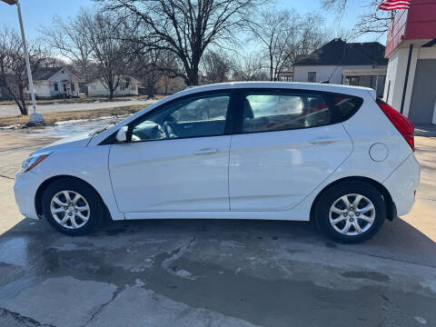2012 Hyundai Accent GS