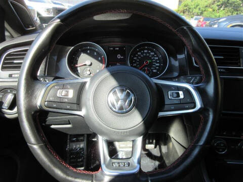 2017 Volkswagen Golf GTI Autobahn