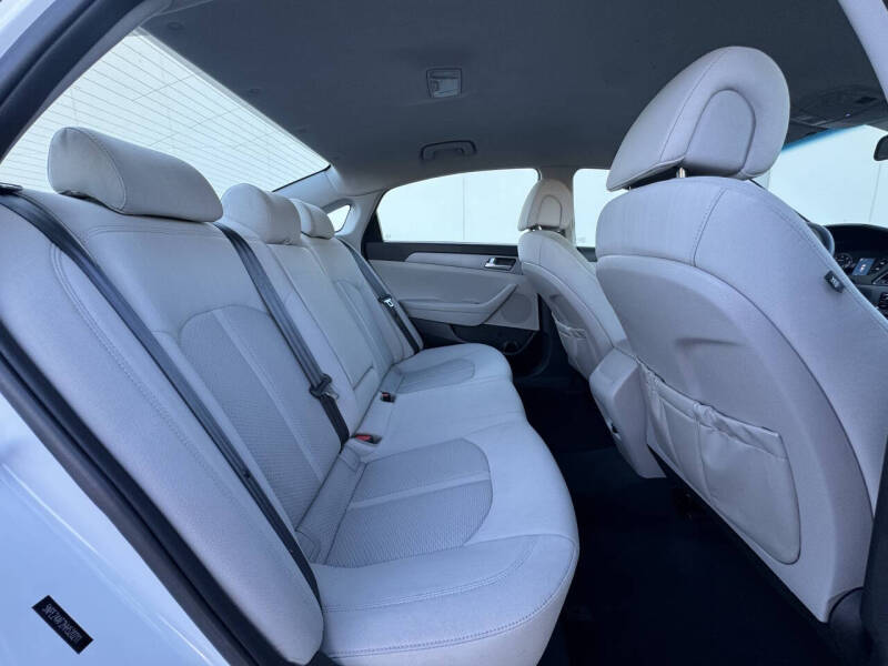 2017 Hyundai Sonata SE