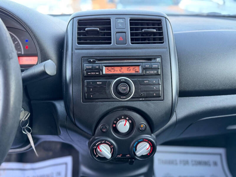 2014 Nissan Versa 1.6 S Plus