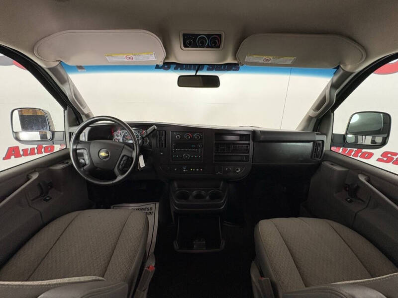 2021 Chevrolet Express LS 3500